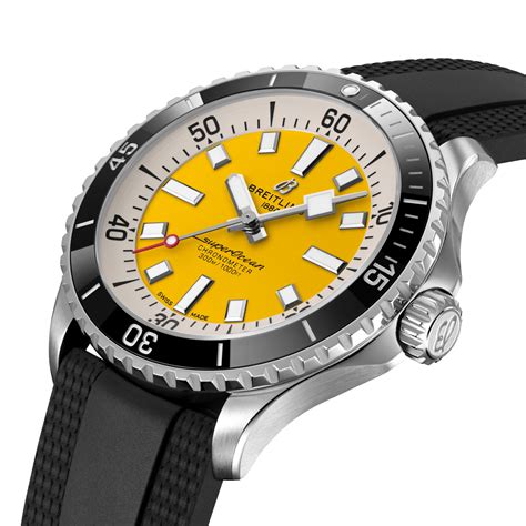 breitling fond jaune|Montres Breitling Superocean .